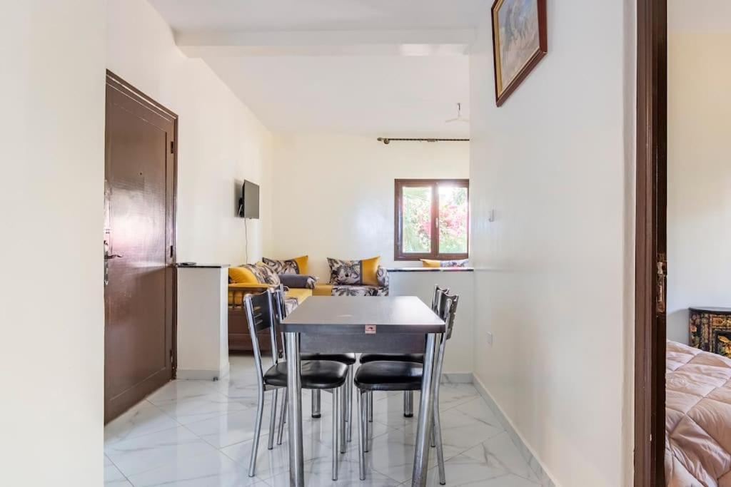 Appartement Chaleureux Et Calme, Parking, Jardin Agadir Exterior photo